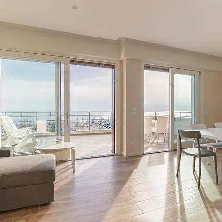 Beachfront Penthouse With Private Parking