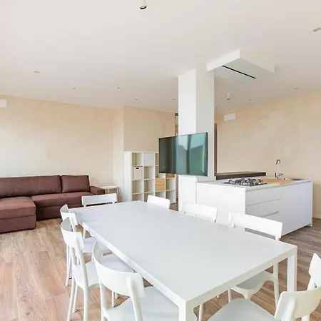 Beachfront Penthouse With Private Parking *